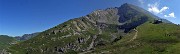 22 Al Piancansaccio d'Arera con vista in Val d'Arera